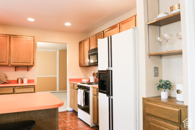 Photo 8 for MLS #2096988 at 1460 E Vintry Cir