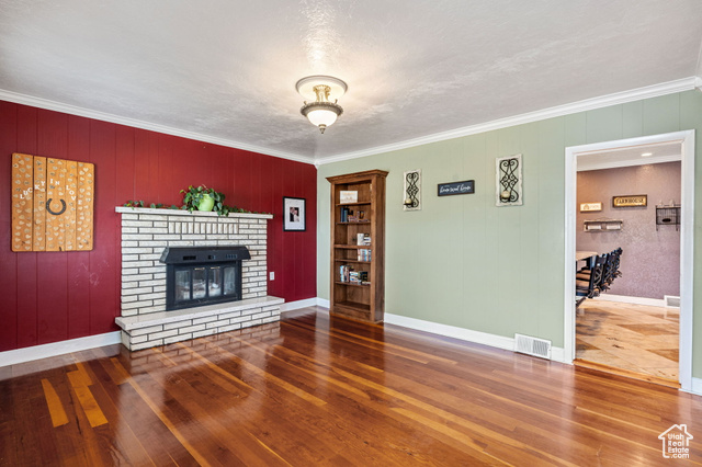 Photo 2 for MLS #2097016 at 2214 S 1600 East