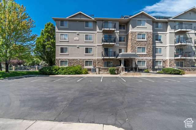 1245 E PRIVET DR #B3-427, Cottonwood Heights UT 84121