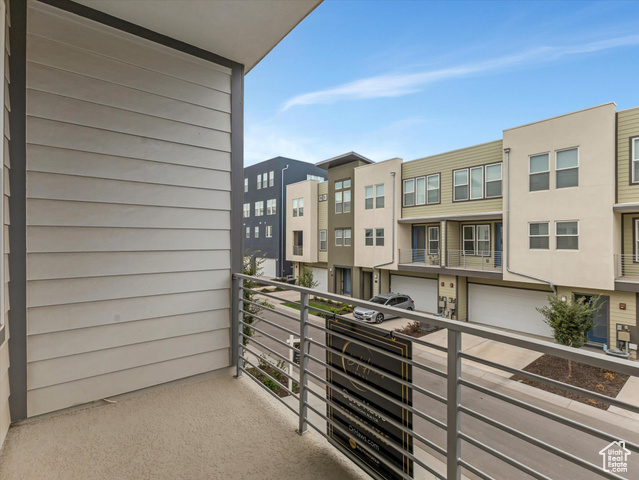 Photo 11 for MLS #2097025 at 597 N Nichole Ln #205