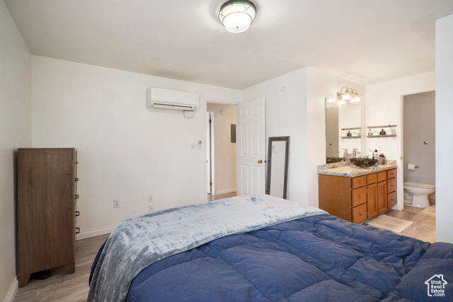 Photo 28 for MLS #2097031 at 550 400 East #3307