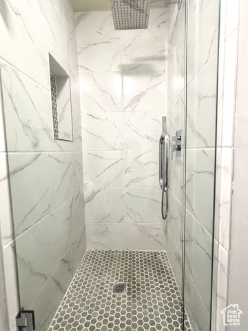 Photo 9 for MLS #2097031 at 550 400 East #3307