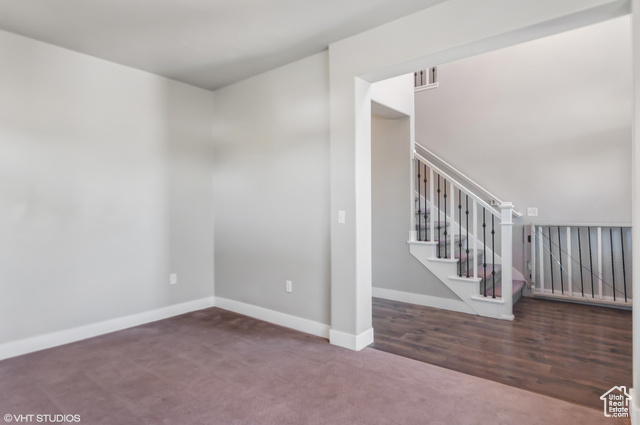 Photo 5 for MLS #2097044 at 2086 W White Pine Dr