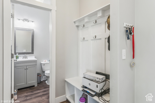 Photo 12 for MLS #2097044 at 2086 W White Pine Dr