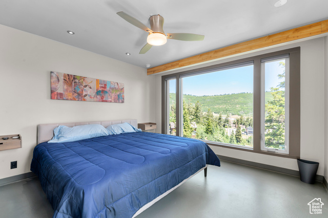 Photo 12 for MLS #2097055 at 105 S Crestview Cir