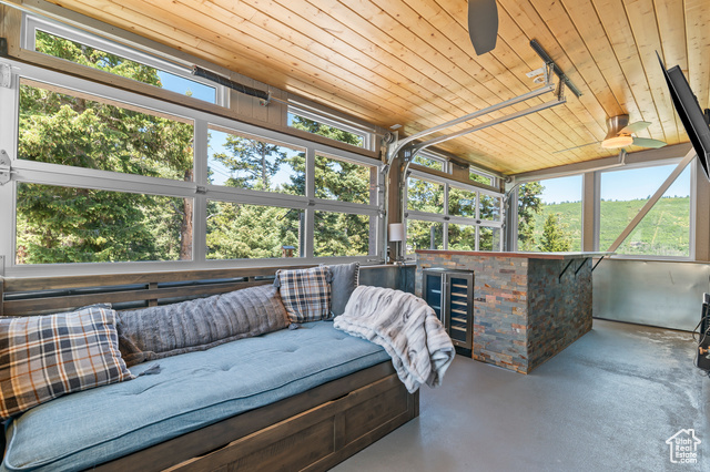 Photo 21 for MLS #2097055 at 105 S Crestview Cir