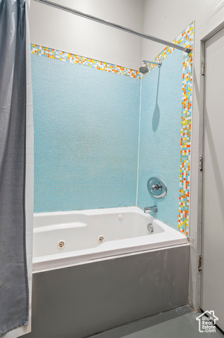 Photo 30 for MLS #2097055 at 105 S Crestview Cir
