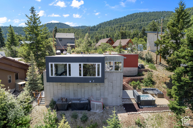 Photo 37 for MLS #2097055 at 105 S Crestview Cir
