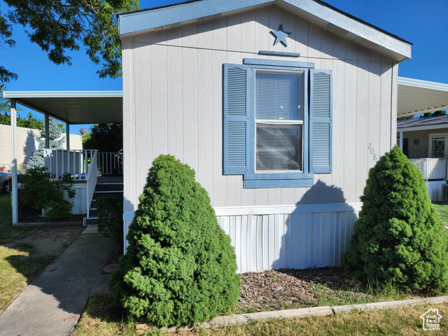 208 E CRESCENTWOOD DR, Sandy UT 84094