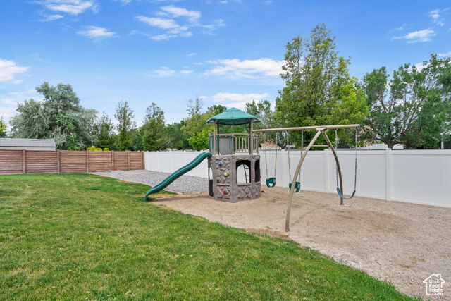 Photo 40 for MLS #2097096 at 5584 N Gentle Breeze Ct