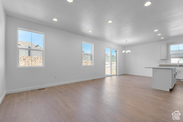 Photo 9 for MLS #2097146 at 926 S Tanner Rd