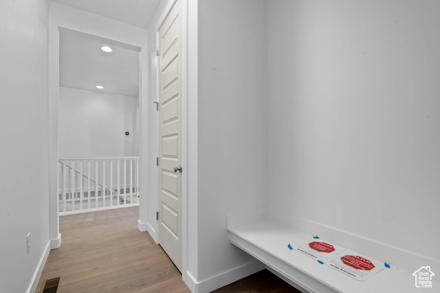 Photo 8 for MLS #2097146 at 926 S Tanner Rd
