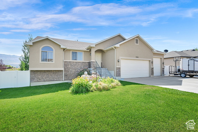3038 N WHISPERING MEADOW LN, Plain City UT 84404