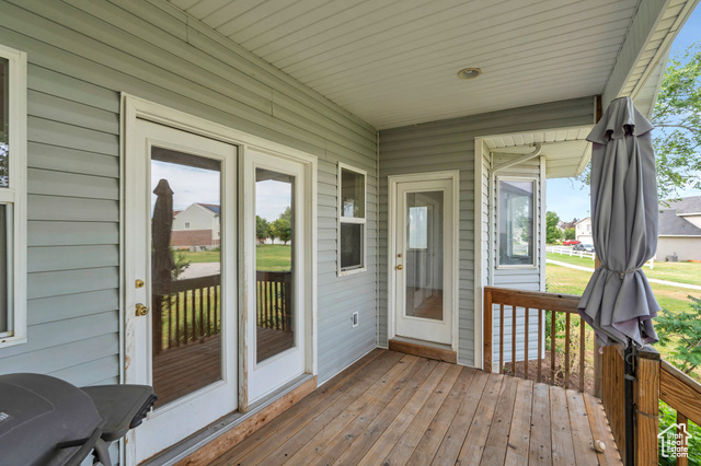 Photo 21 for MLS #2097180 at 1430 S Heather Ln