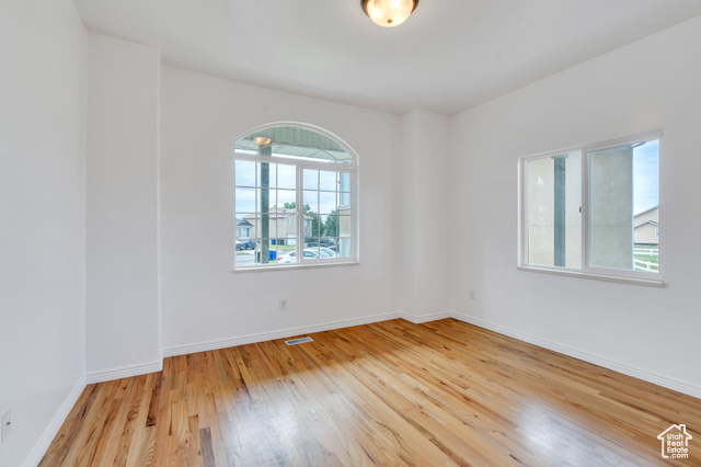 Photo 7 for MLS #2097180 at 1430 S Heather Ln