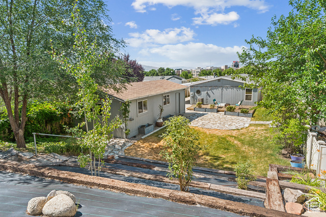 Photo 39 for MLS #2097192 at 102 W Alta View Way