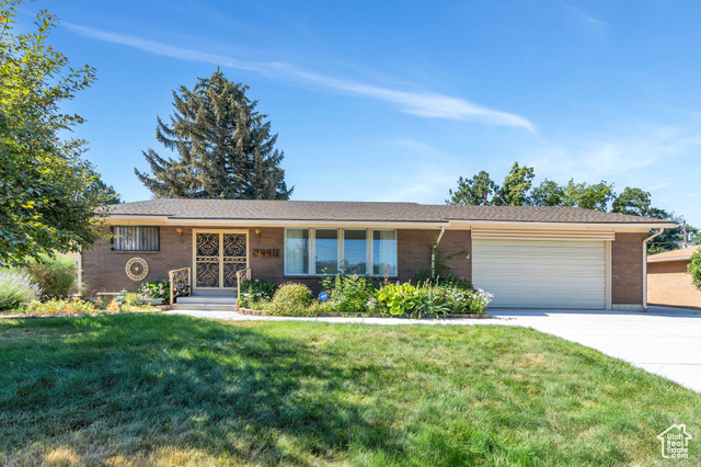 2446 E CREEK RD ,Sandy UT 84093