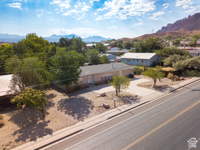 Photo 33 for MLS #2097236 at 975 S 400 East