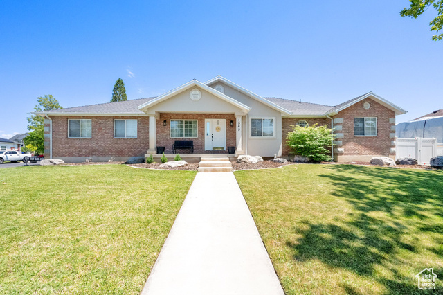 1569 TROON CIR, Syracuse UT 84075