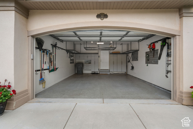 Photo 45 for MLS #2097257 at 311 E Edgemont Dr