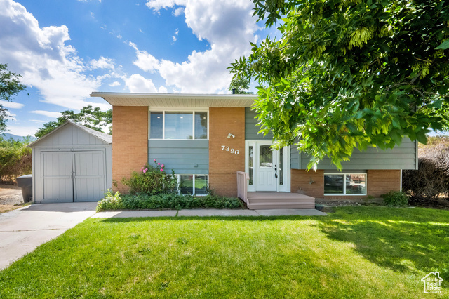 7396 W CANDIS CIR, Magna UT 84044