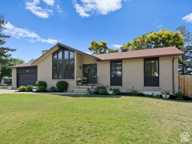 7238 S REINDEER DR, Salt Lake City UT 84121