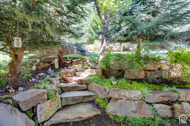 Photo 55 for MLS #2097344 at 1307 N Dutch Highland Dr