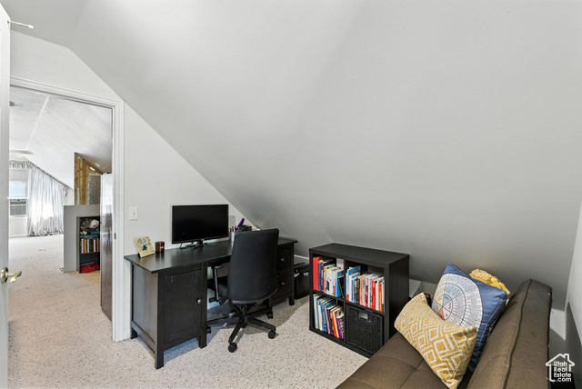 Photo 11 for MLS #2097350 at 1057 Oberland Dr