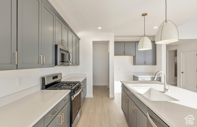 Photo 6 for MLS #2097411 at 4965 N Topaz Dr #302