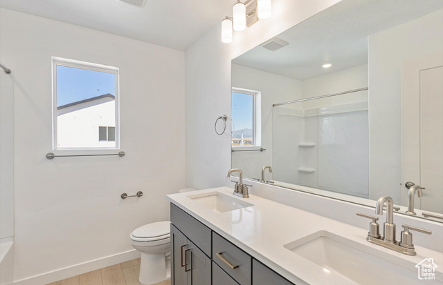 Photo 14 for MLS #2097411 at 4965 N Topaz Dr #302