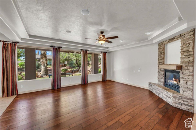 Photo 5 for MLS #2097418 at 1319 W Red Butte Dr