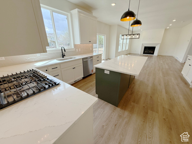 Photo 8 for MLS #2097421 at 2237 E Parkside Cir