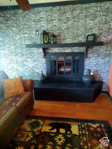Photo 13 for MLS #2097455 at 429 Edgehill Dr