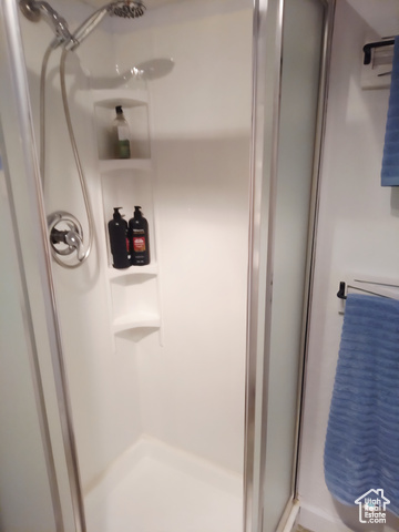 Photo 22 for MLS #2097455 at 429 Edgehill Dr