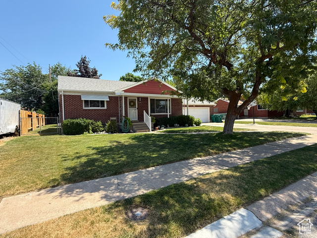 5140 S 2175 W, Roy UT 84067