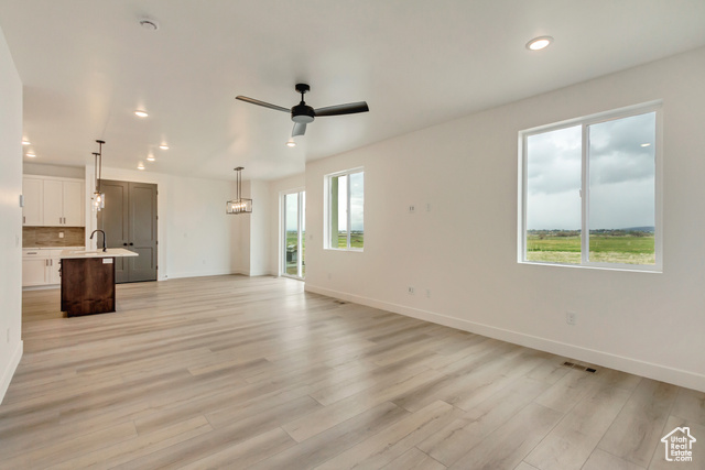 Photo 7 for MLS #2097472 at 1344 N 1525 East #73