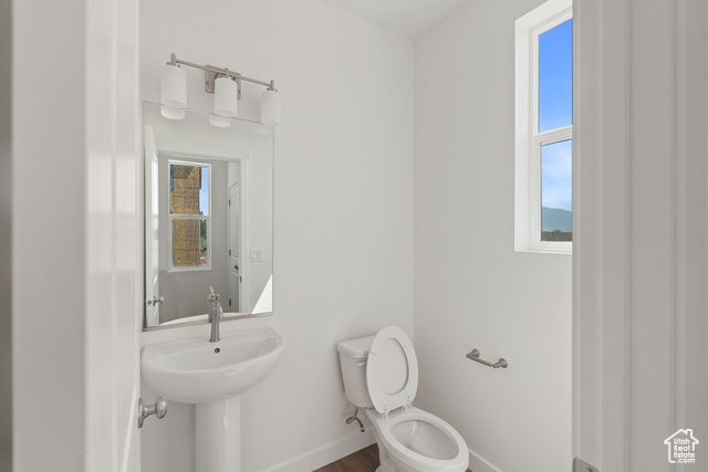 Photo 5 for MLS #2097485 at 1452 N 1875 West #146