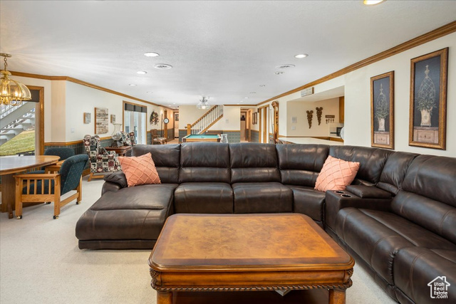 Photo 36 for MLS #2097499 at 27 Canterbury Ln