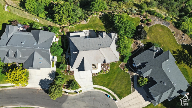 Photo 58 for MLS #2097499 at 27 Canterbury Ln