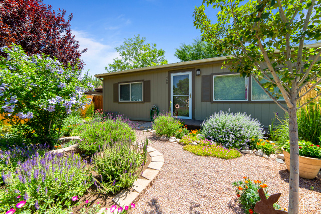 460 E BOWEN CIR, Moab UT 84532
