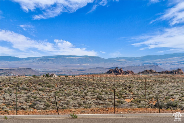 Photo 58 for MLS #2097544 at 1445 W Firepit Knoll Dr