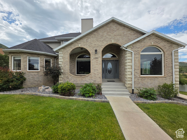 Photo 4 for MLS #2097558 at 107 W High Sierra Dr