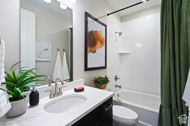 Photo 10 for MLS #2097566 at 6181 W Franciscotti Dr #521