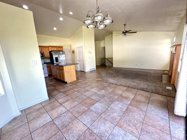 Photo 7 for MLS #2097601 at 2592 W 2650 North