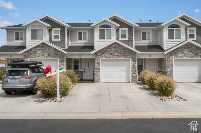 352 E 2050 N #28, North Ogden UT 84414