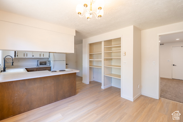 Photo 12 for MLS #2097635 at 481 W Oak Crest Dr