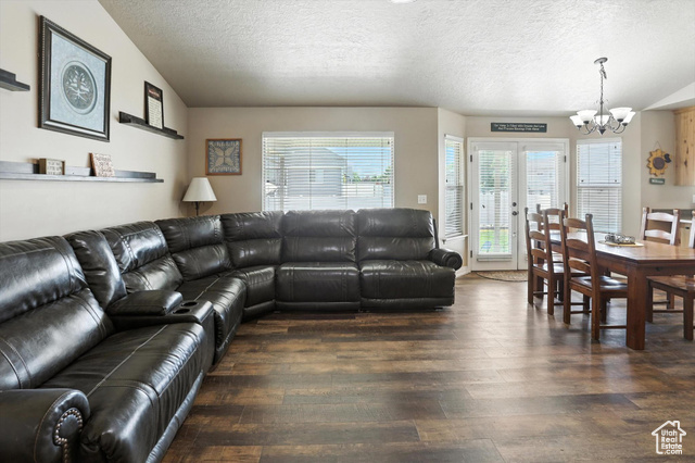 Photo 4 for MLS #2097662 at 758 N 400 East