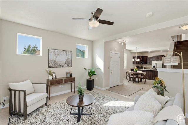 Photo 4 for MLS #2097680 at 1012 W Willow Wind Dr