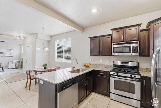 Photo 9 for MLS #2097680 at 1012 W Willow Wind Dr