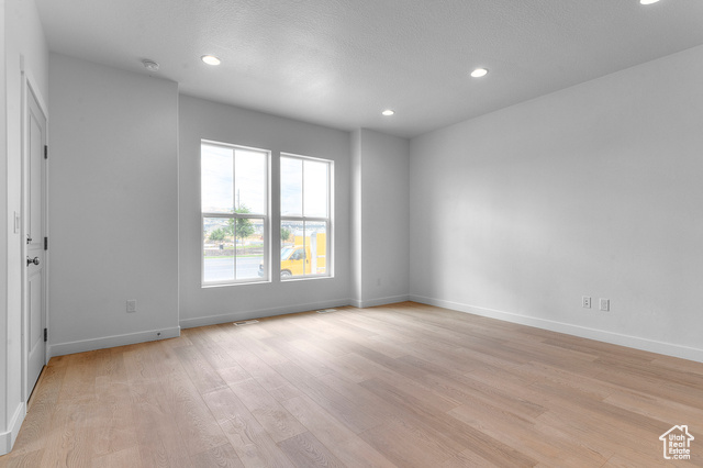 Photo 4 for MLS #2097711 at 1854 N 3600 West